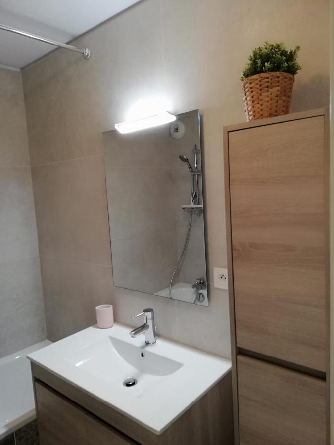 Ferienwohnung Vie De Famille Camiers Exterior foto
